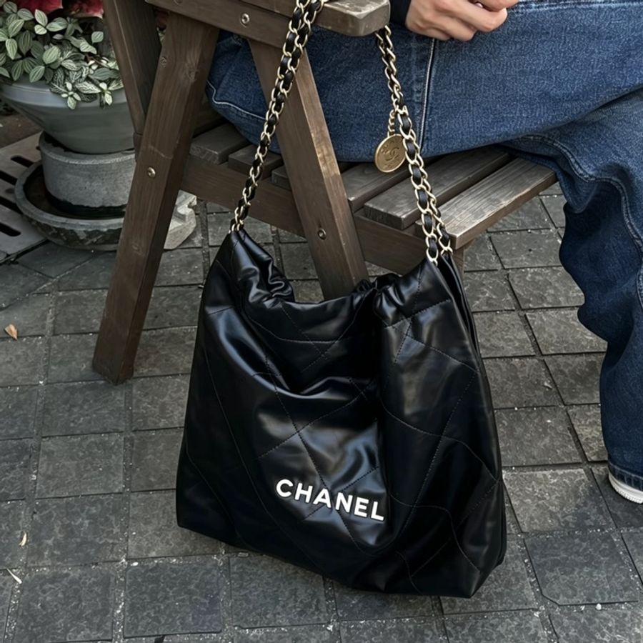 CHANEL香奈兒22Bag中號黑色全皮白Logo子母垃圾袋包 🈶購證芯片款🪼-5