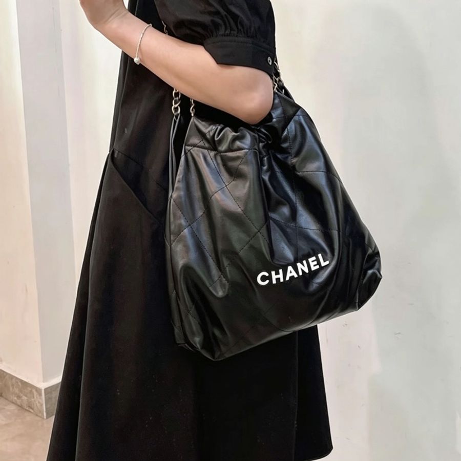 CHANEL香奈兒22Bag中號黑色全皮白Logo子母垃圾袋包 🈶購證芯片款🪼-6