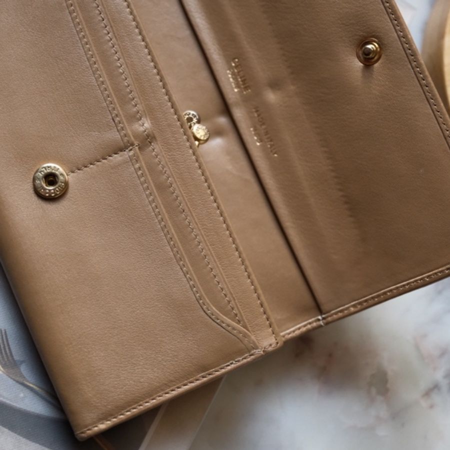Vintage Celine 1980s 經典凱旋門浮雕口金奶茶色皮革長夾-2