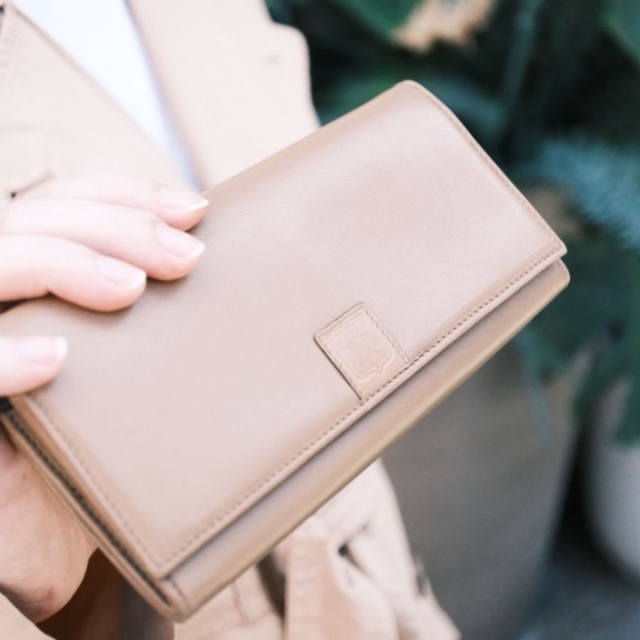 Vintage Celine 1980s 經典凱旋門浮雕口金奶茶色皮革長夾-7