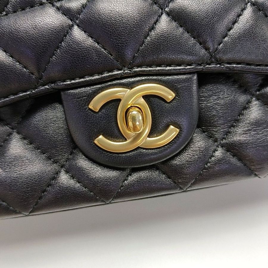 CHANEL CLASSIC SINGLE FLAP 中號 黑色羊皮菱格紋縫紋-8