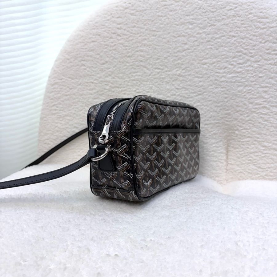GOYARD 戈雅 Cap-Vert PM 經典 Y 字老花塗層帆布相機包 / 斜背包 / 單肩包(黑色)-8