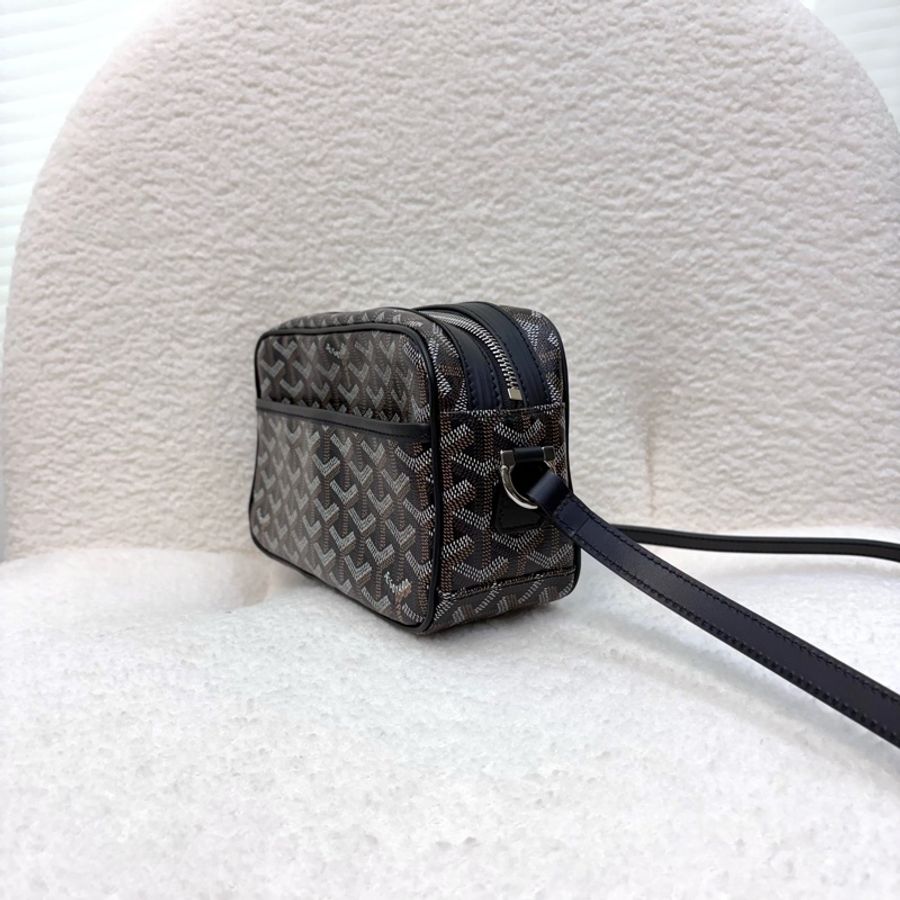 GOYARD 戈雅 Cap-Vert PM 經典 Y 字老花塗層帆布相機包 / 斜背包 / 單肩包(黑色)-9