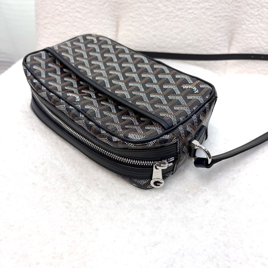 GOYARD 戈雅 Cap-Vert PM 經典 Y 字老花塗層帆布相機包 / 斜背包 / 單肩包(黑色)-21
