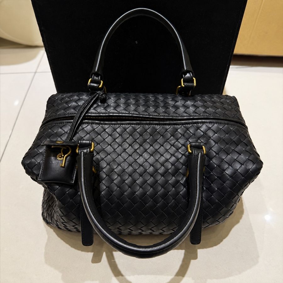 Bottega Veneta 小羊皮黑色編織波士頓包-5