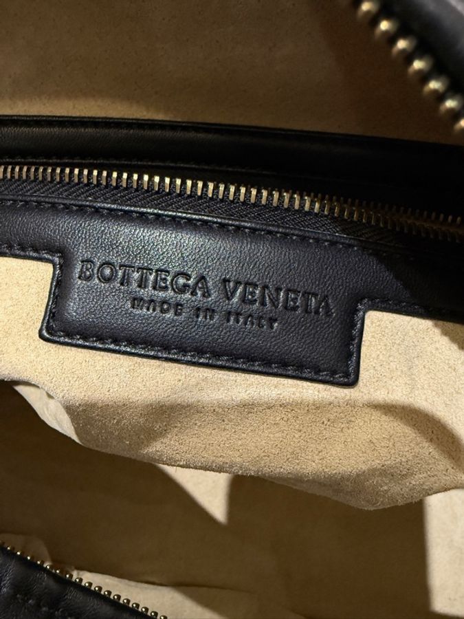 Bottega Veneta 小羊皮黑色編織波士頓包-10