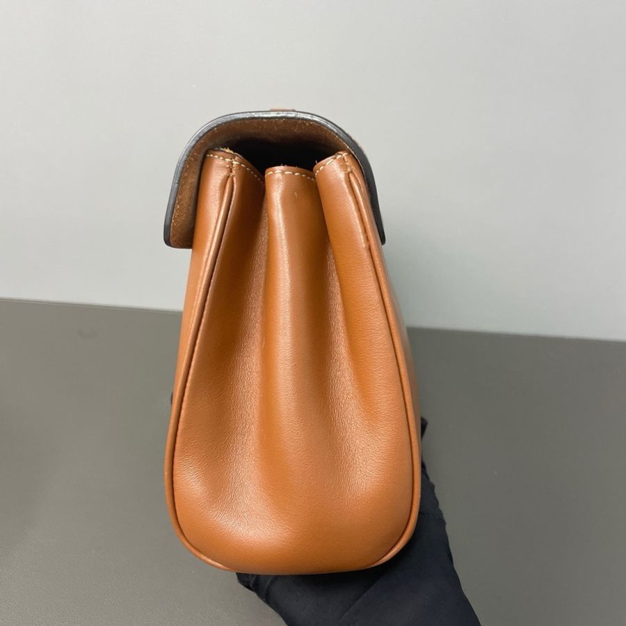 Celine/賽琳 21年 Soft 16 小號焦糖色單肩包斜挎包-2