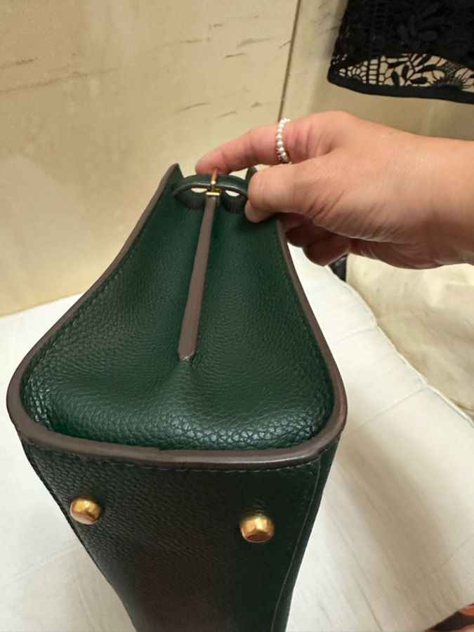 TORY BURCH 小圓標TB荔枝紋皮革手提斜背包-13