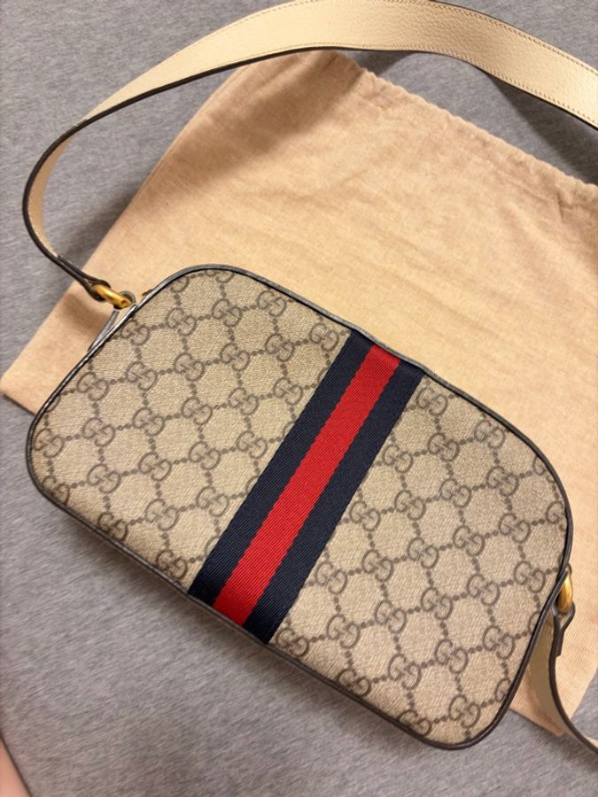 GUCCI 老花斜背包-5