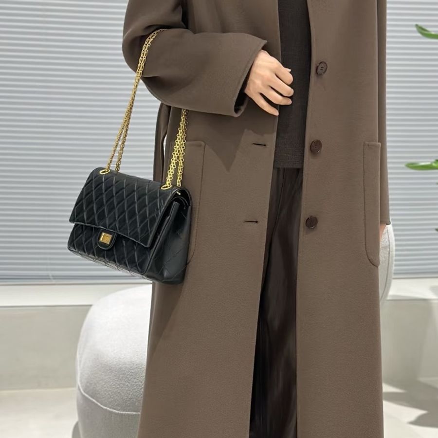CHANEL香奈兒2.55中號黑色油蠟牛皮菱格鏈條單肩斜挎包🦉附件身份卡鐳射16-16
