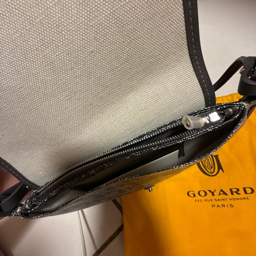 Goyard 信封包-9