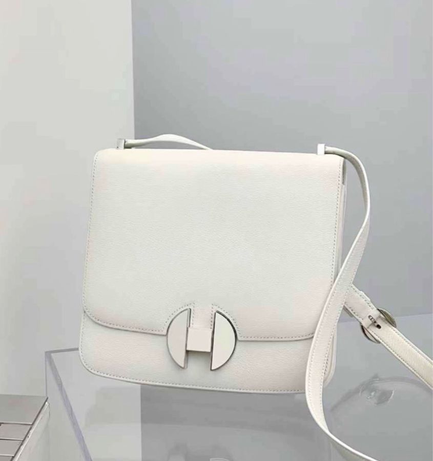 Hermes 2002 01純白琺瑯扣,C刻,附件塵袋-0
