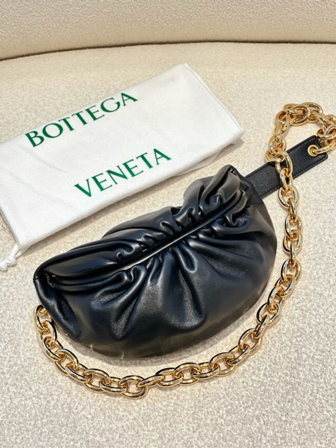 Bottega Veneta 葆蝶家 黑色鏈條雲朵包 可斜挎 腰包 胸包 腋下包-0