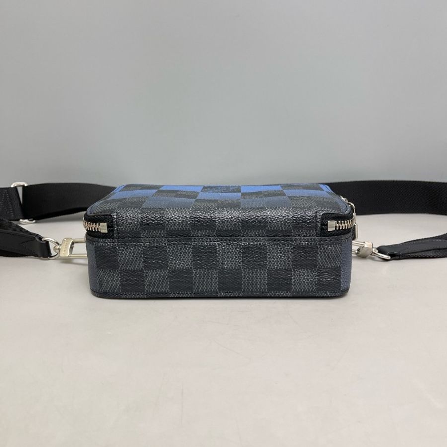 Louis Vuitton Alpha渐变色蓝棋盘格相机包 晶片款-4