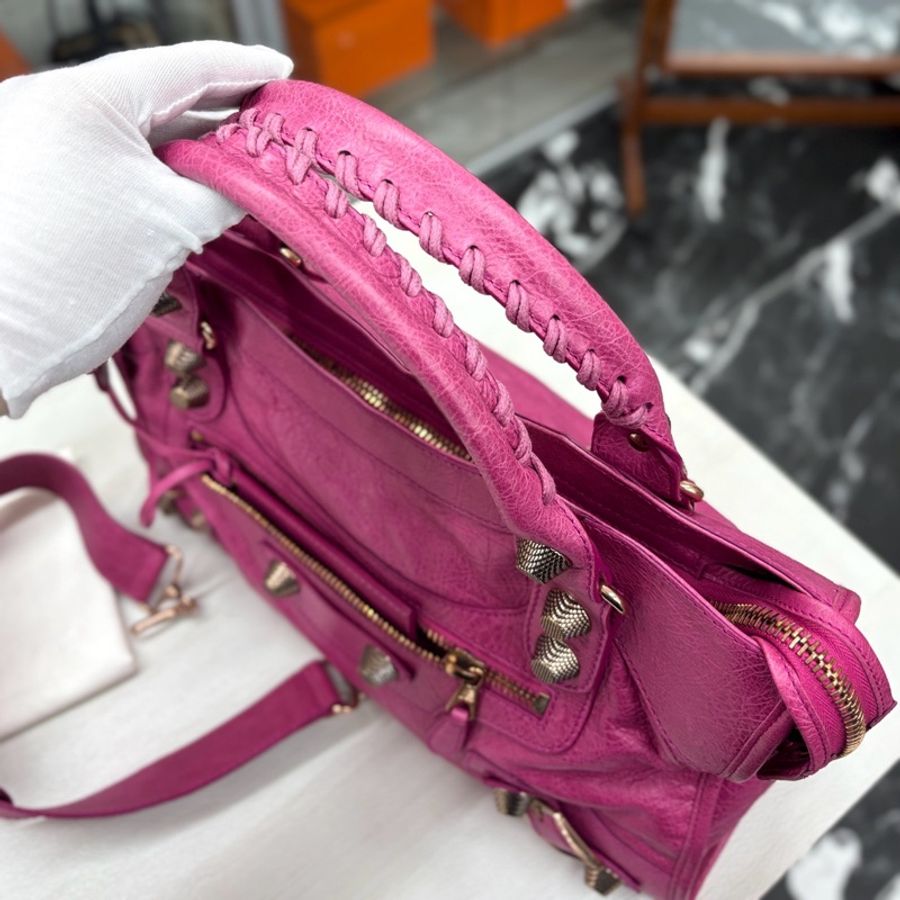 【狀況良好】Balenciaga 巴黎世家 桃粉色復古牛皮大釘機車包-7