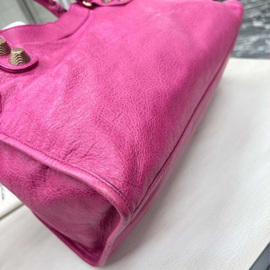 【狀況良好】Balenciaga 巴黎世家 桃粉色復古牛皮大釘機車包-10