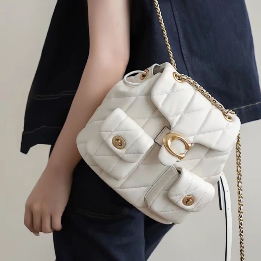 Coach Tabby後背包 粉底白色 Napa 小羊皮 奶白色 22.5×13.5×21cm 95新 配件塵袋 盒子 購證-0