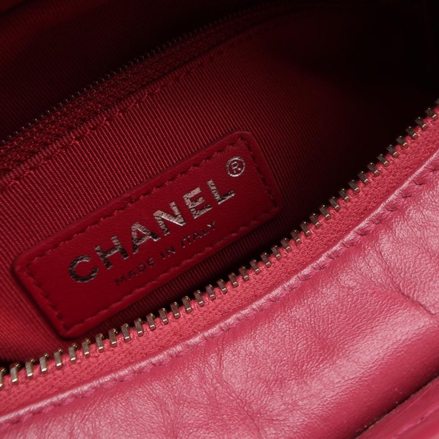 Chanel 流浪包 Small Size-5