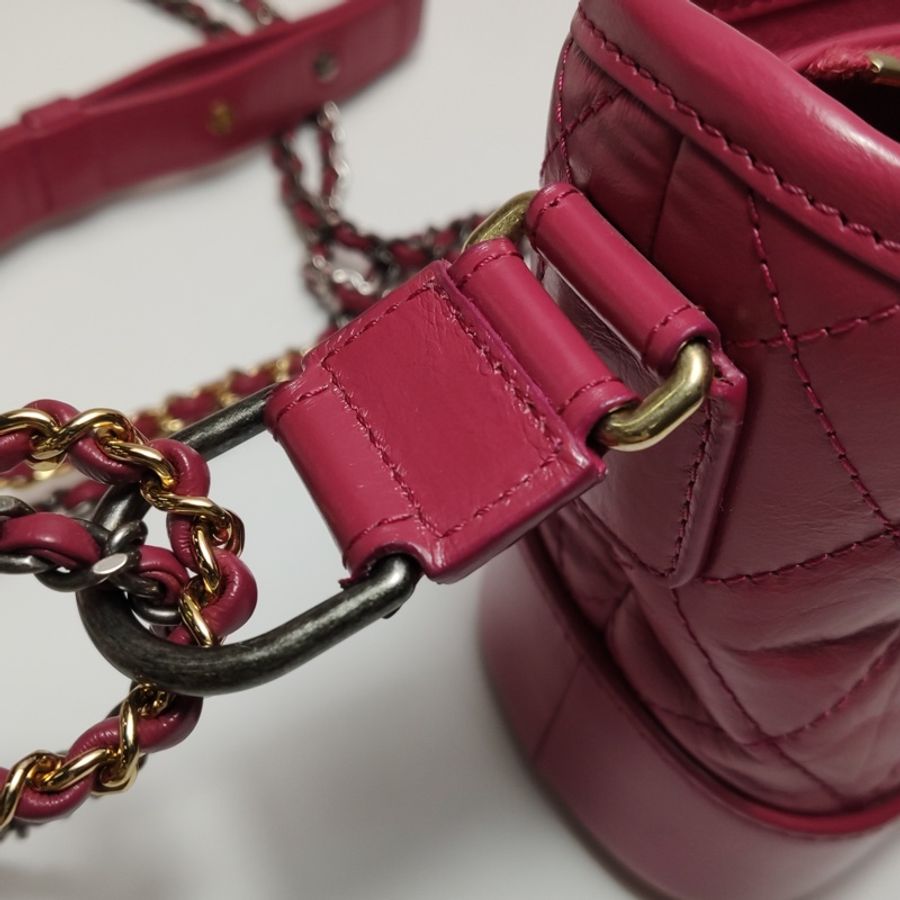 Chanel 流浪包 Small Size-17