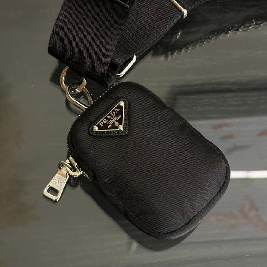 PRADA 經典三合一尼龍斜背包 - 黑銀-7