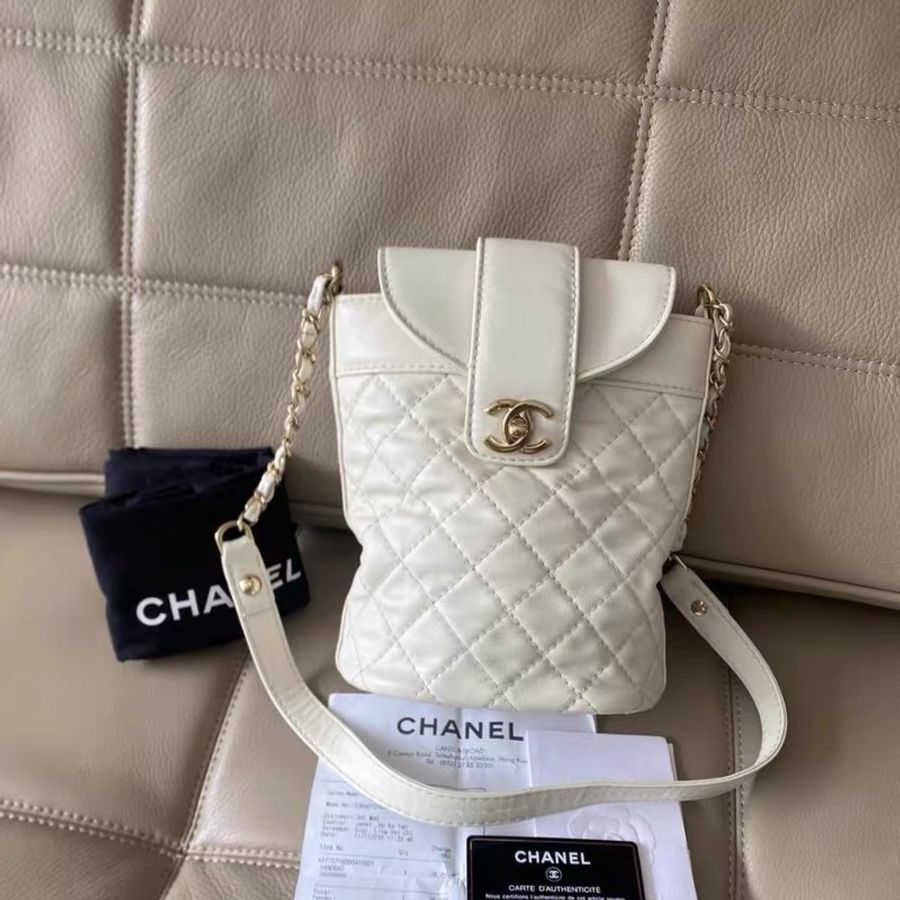 Chanel 白色羊皮薯條包16*11*20  99新配件塵袋保卡-2
