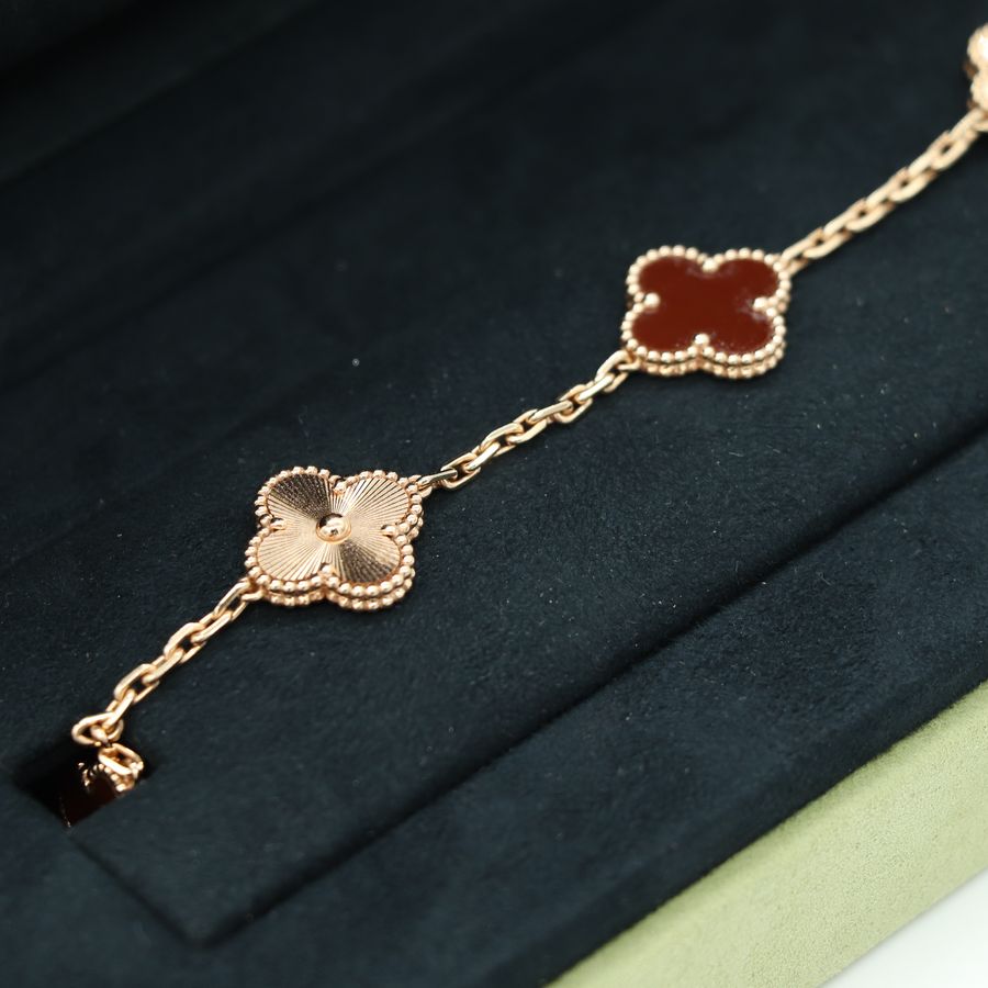 Van Cleef & Arpels Vintage Alhambra 經典5花 🌸 四葉草 紅玉髓 鐳射 Au750 手鍊 保證書 原廠盒-3