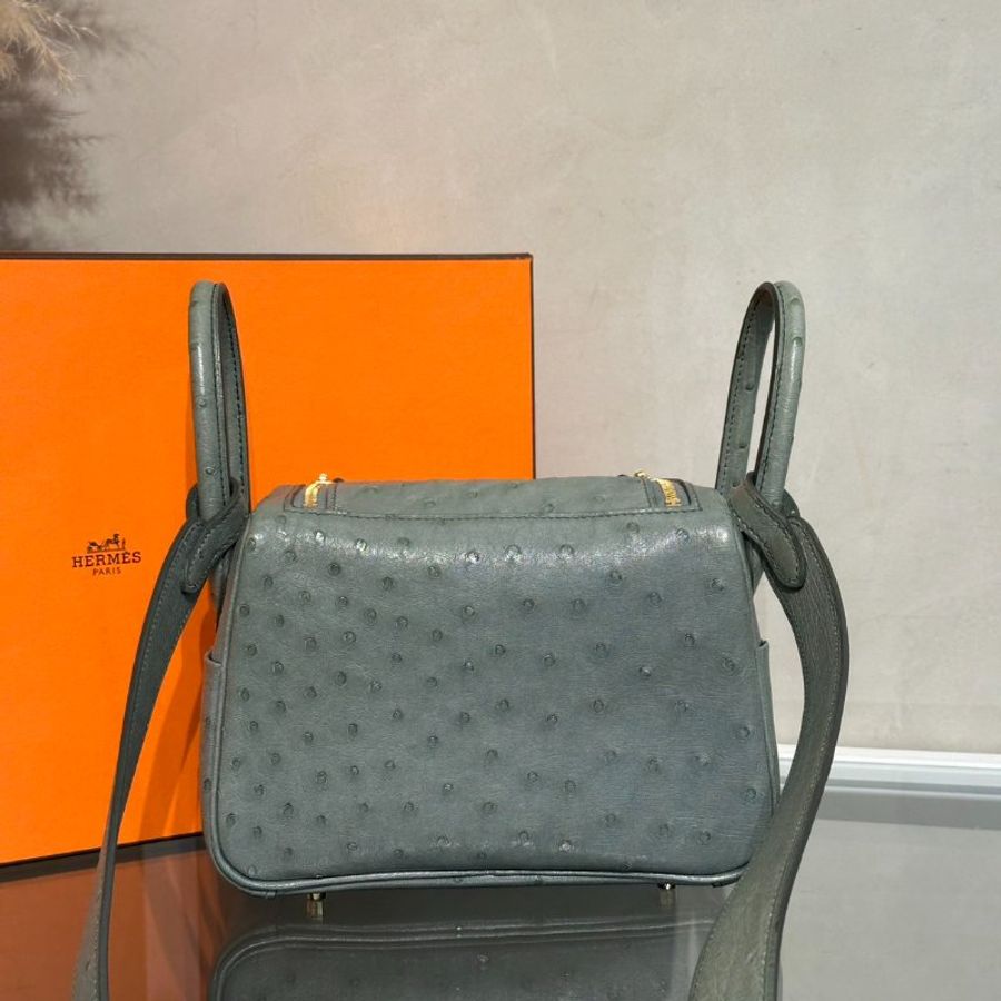 HERMES Mini Lindy - Vert Amande 63 鴕鳥皮杏仁綠金 U-4