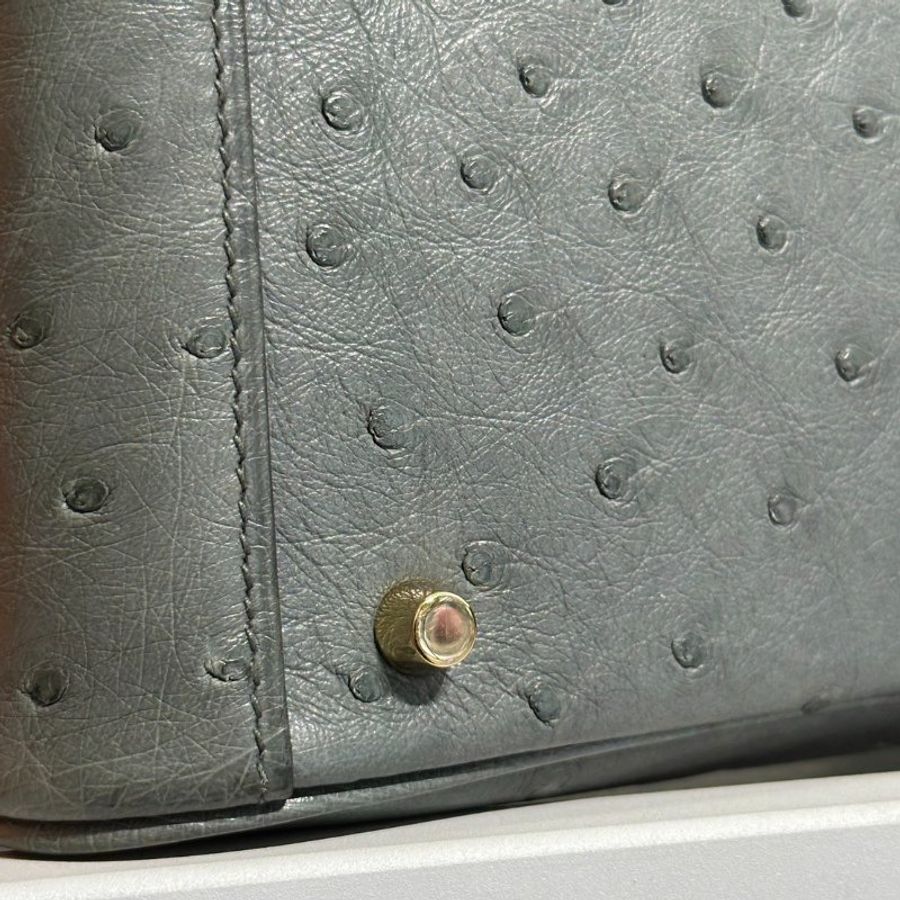 HERMES Mini Lindy - Vert Amande 63 鴕鳥皮杏仁綠金 U-10