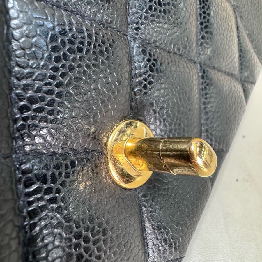 Chanel Vintage Diana 包黑金荔枝牛皮小號 23 cm-29