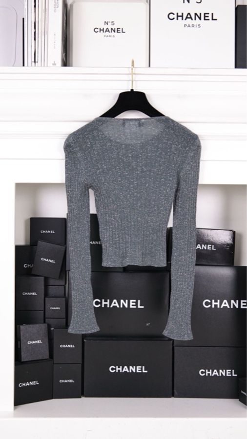 Chanel 99年蓝色细闪羊毛针织圆领长袖上衣-1