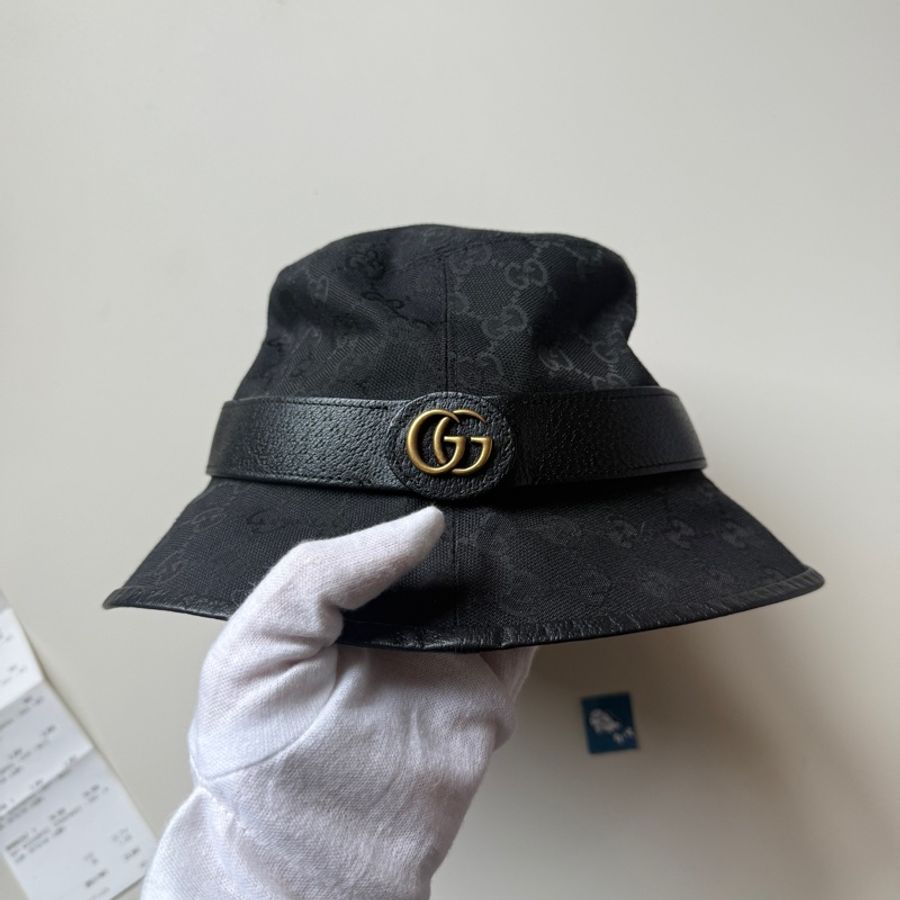 💖914intheair 『閒置少用』GUCCI 古馳 經典GG LOGO supreme 帆布皮革飾邊漁夫帽(黑576587-4HG53-1060)-0