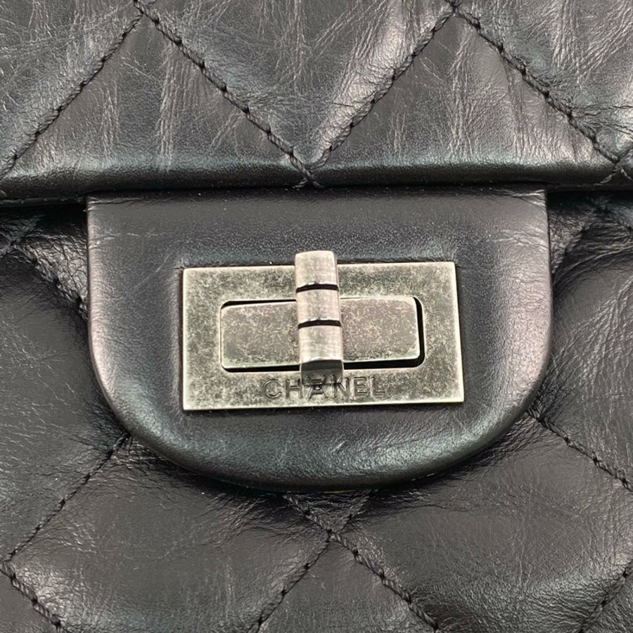 △ CHANEL 香奈兒 Black Calfskin 2.55 Classic Double Flap Ruthenium-Finish Metal 28CM No.21 Chain Shoulder Bag 黑色小牛皮2.55鍍釕金屬No.21鎖鏈肩背包 A37587-267013058-12