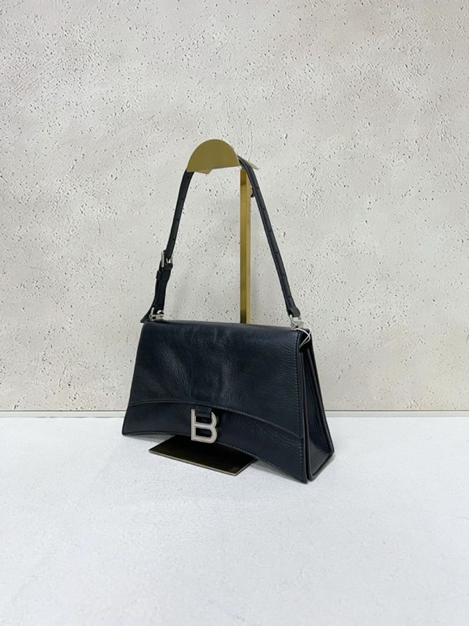 Balenciaga crush-4
