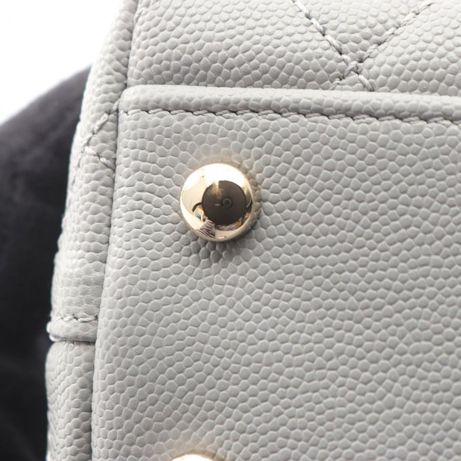 香奈兒 Coco Handle 翻蓋絎縫鏈條肩背包 A92990 皮革 灰色 GHW-6