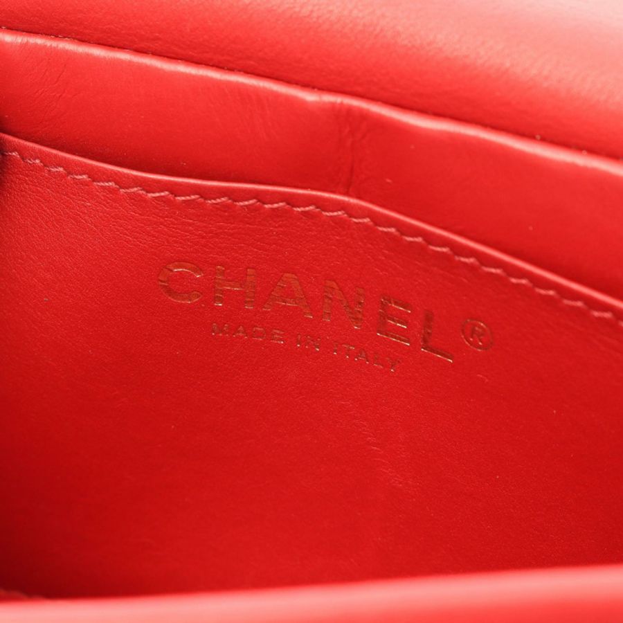 香奈兒 (CHANEL) 絎縫迷你鏈條肩背斜背包,羊皮材質,紅色,金色五金,二手 CC-3