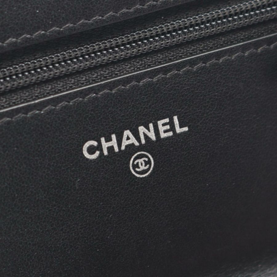 香奈兒 (CHANEL) Matelasse Chain 肩背包，黑色皮革，SHW 五金，二手女款-3