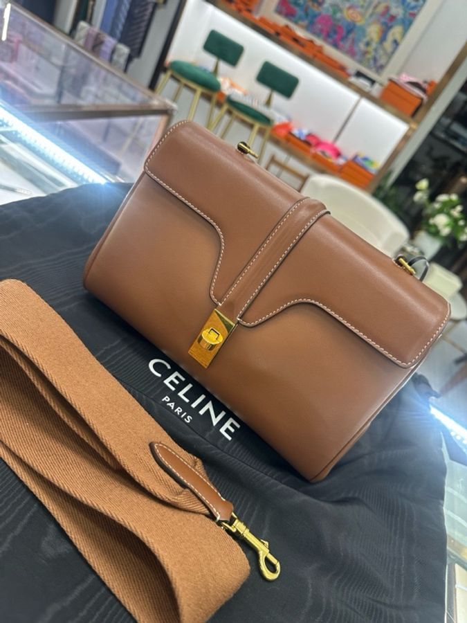 CELINE賽琳棕色單肩包 附件：肩帶 塵袋。-2