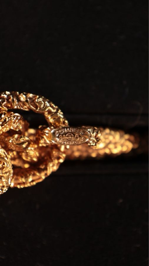 Chanel 03年素金八角镜雕花熔岩cc项链-15