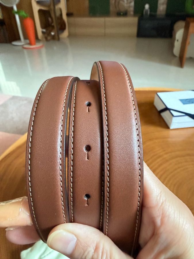 TB Monogram 金屬 Logo 20mm 牛皮皮帶。-2