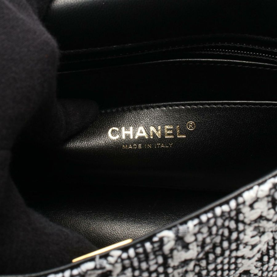 香奈兒 (CHANEL) Matelasse 人造珍珠斜背包 AS4384 斜紋軟呢 GHW-3