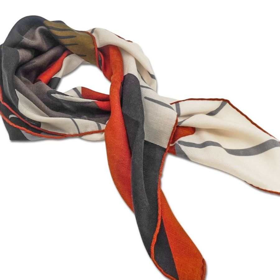 Hermes 展示品 喀什米爾混絲駿馬飲水圖騰絲巾/方巾-65cm(黑/米/咖)-3