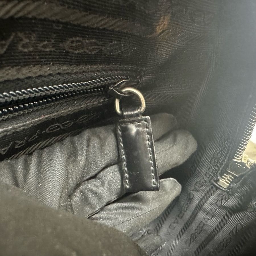 【赫蒂國際精品】Prada Bowling Bag 黑色皮革保齡球包 vintage 二手 中古-21