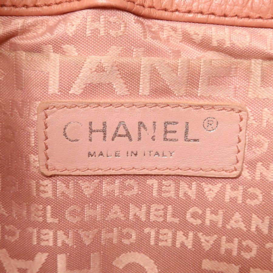 CHANEL 牛皮皮革Mademoiselle Lock鏈帶肩背袋-5