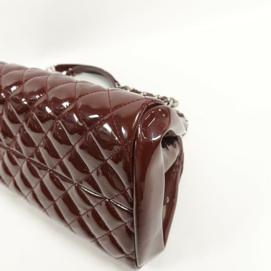CHANEL 漆皮皮革Mademoiselle Bowling Bag鏈帶肩背袋-11