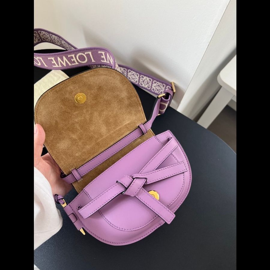 羅意威/LOEWE Gate,薰衣草紫,新款寬肩帶,公價:17500,尺寸:21*12.5*9.5cm。-7