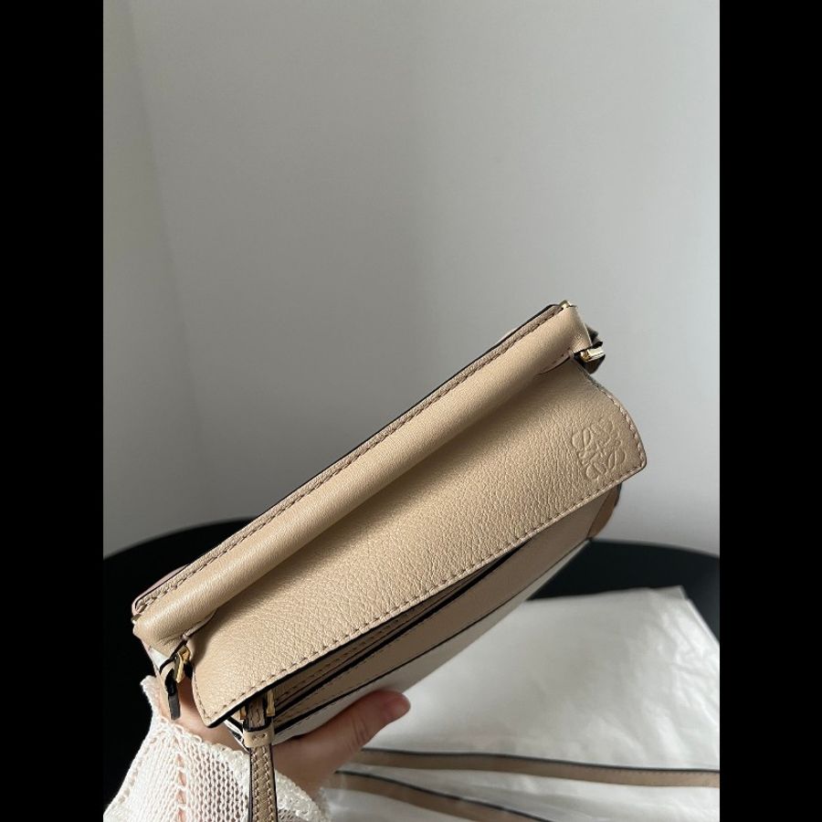 LOEWE羅意威mini puzzle,三拼色配色耐看-2
