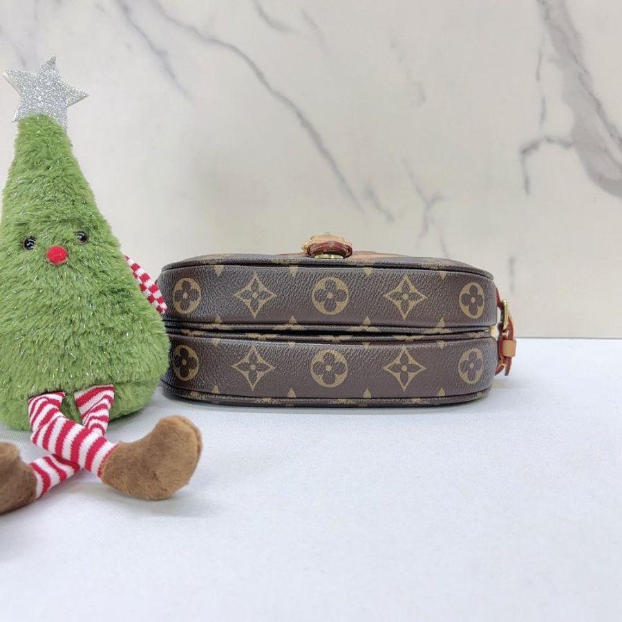 LV Saumur BB Monogram帆布馬鞍包-7