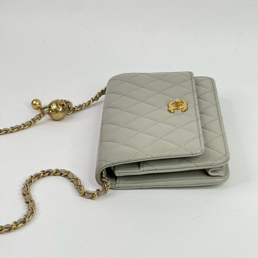 CHANEL 羊皮金球WOC 芯片款-2