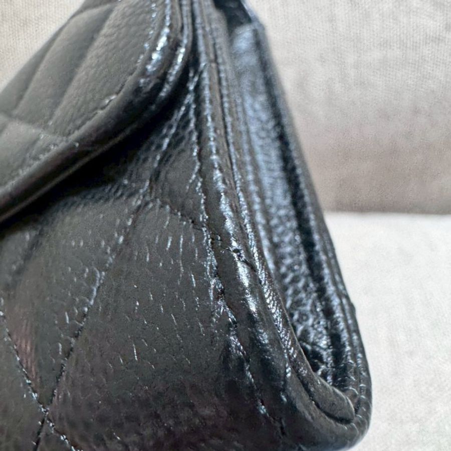 CHANEL 荔枝牛皮黑金翻蓋長夾-5