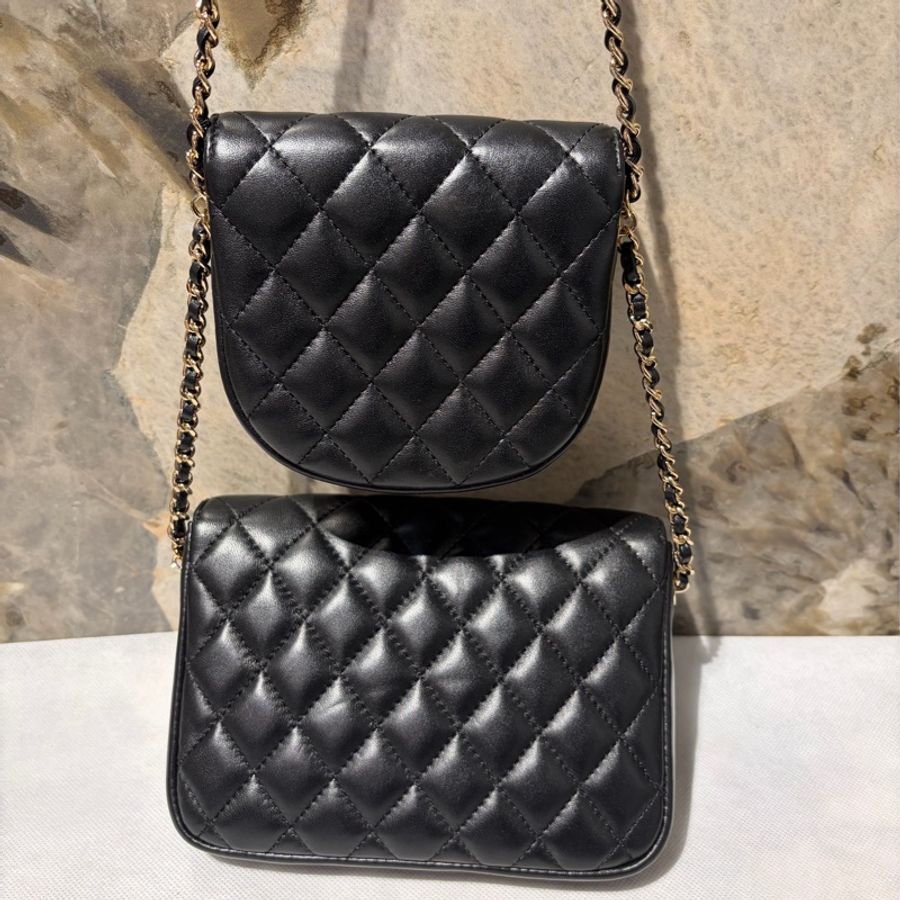 Chanel 黑羊皮雙子星金扣鍊包-1